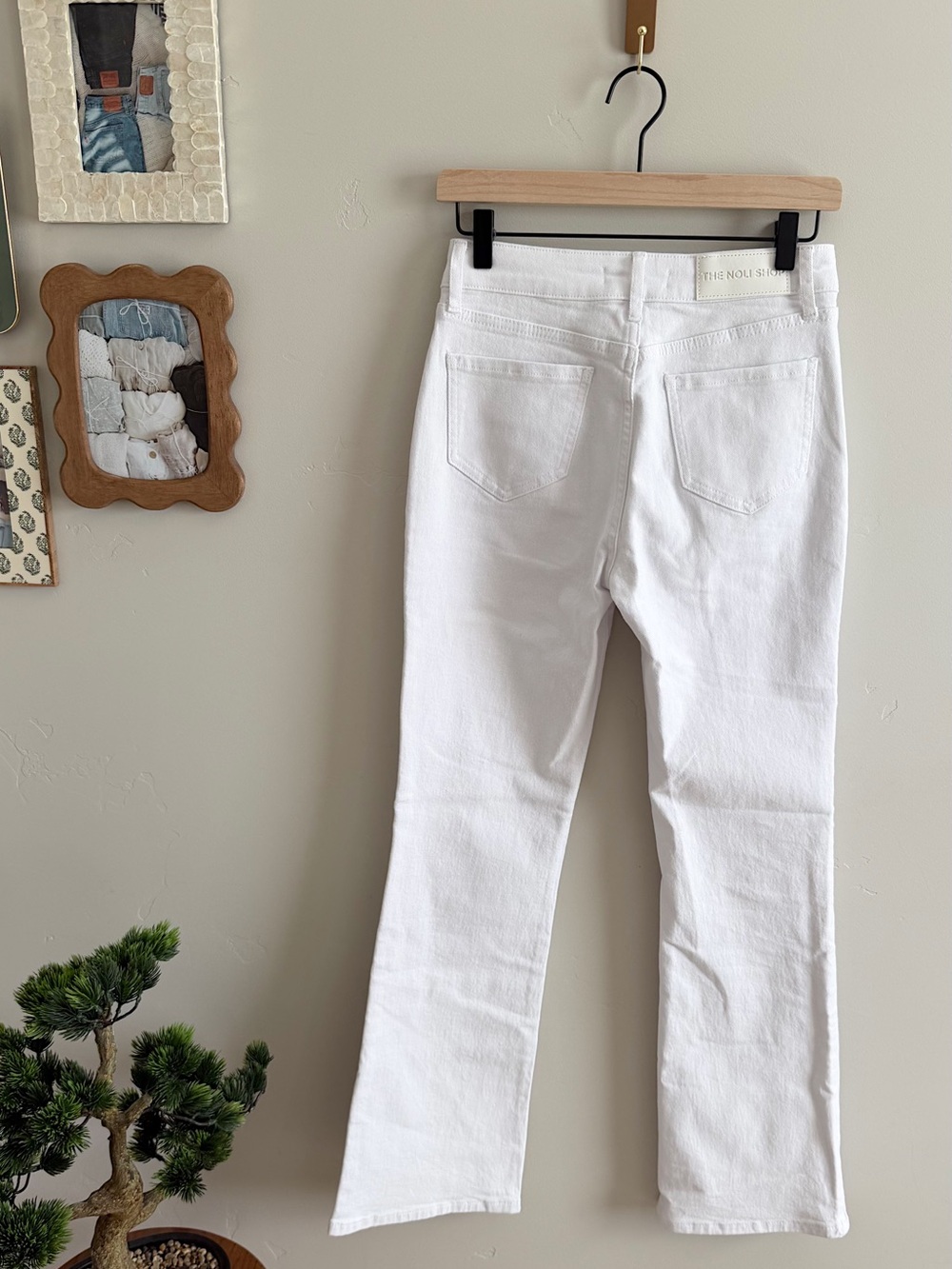 The Noli Shop Aria Flare Jean in White - Picture 10 of 10